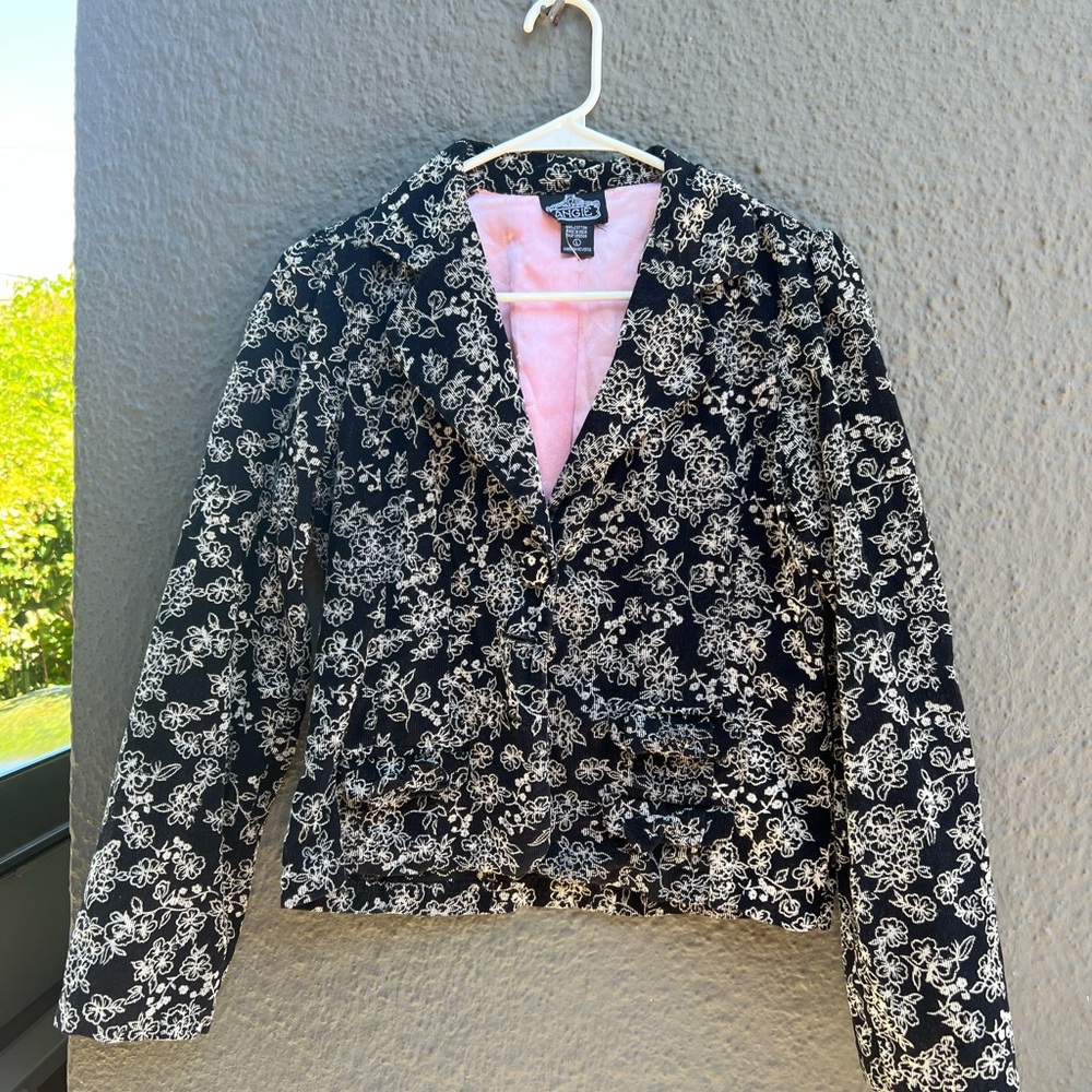 Angie Black and White Floral Blazer with Structured Collar